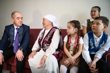 30dbb6af-e1e4-4310-9c9d-d044508e4e75