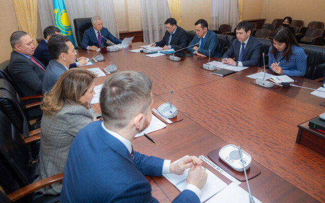 346 тысяч самозанятых и 1,2 миллион предпринимателей выбрали спецрежимы