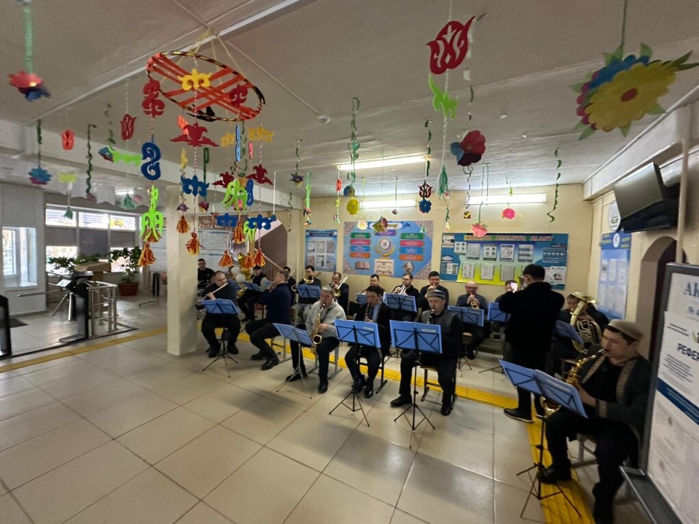 37a8d9c2-cc8b-4314-af3e-27c3443017cc