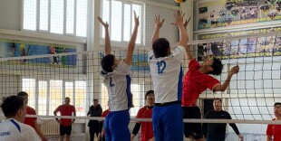 Теректіде волейболдан аудандық ашық турнир өтті  