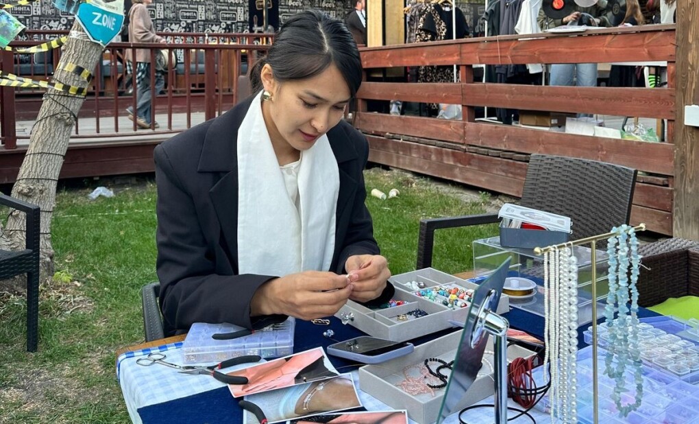 83fb513b-094b-43be-866e-9402cb0258b9