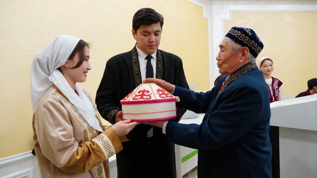 92ea6f63-a476-42b8-b5cd-4d6e8af2d968 ++++