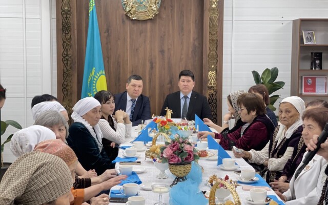 Сырымдық аналар құрмет төрінде