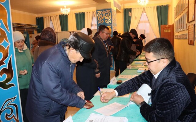 БҚО-да халық референдумға белсенді қатысып жатыр