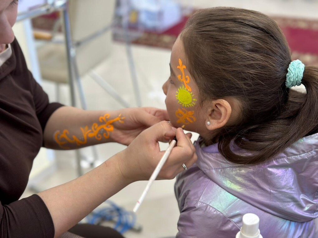 aad0d2ed-6016-4787-a592-554cd63e8392