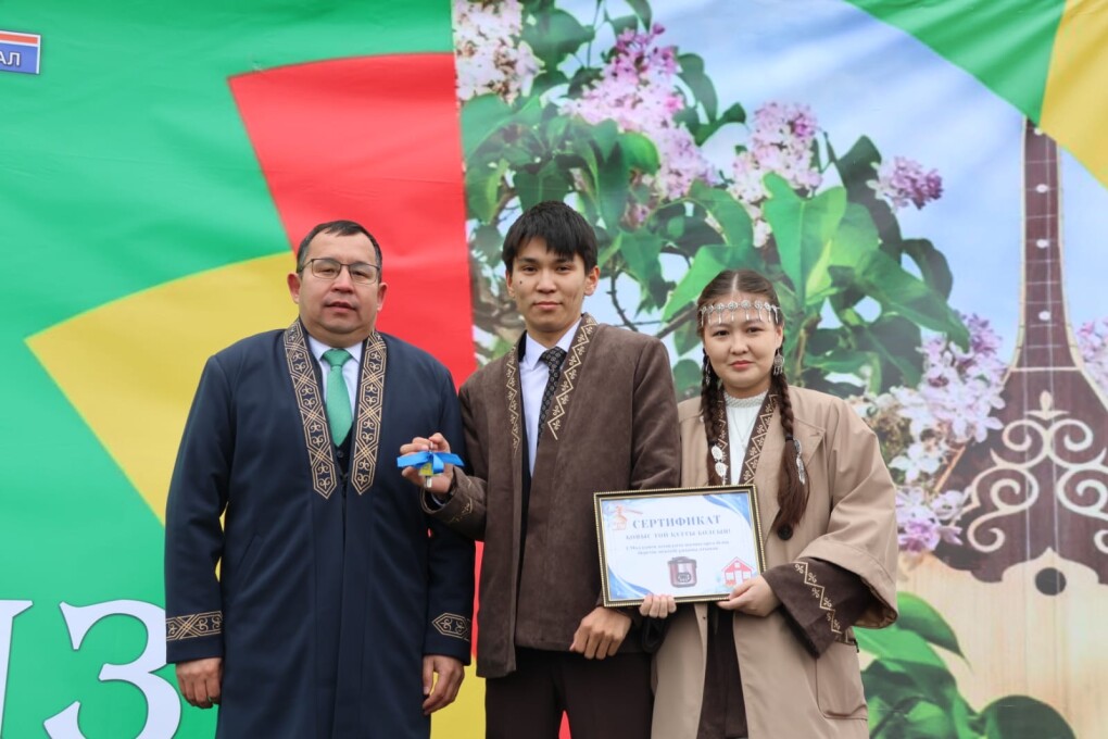 e8a52a06-7a09-40d7-a145-c842898b9a17