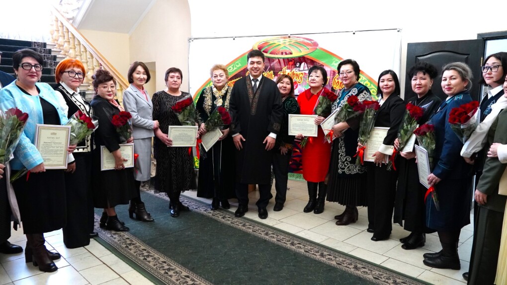 fc2c81f9-e651-425f-894d-8c6c20b71a43