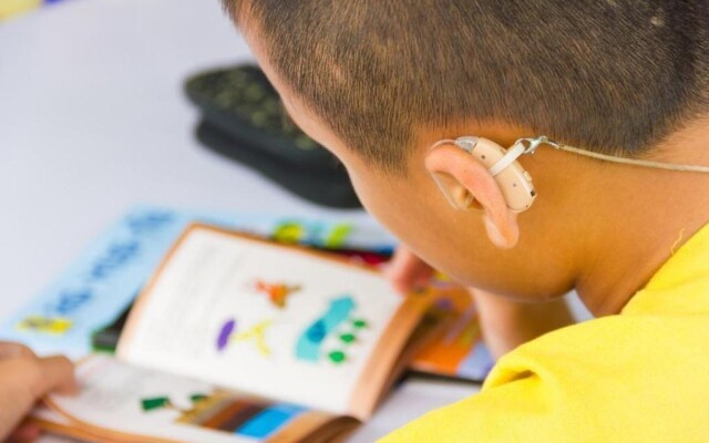 В Казахстане сотни детей успешно проходят реабилитацию после кохлеарной имплантации