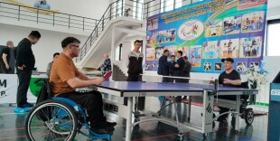 Победа районных теннисистов