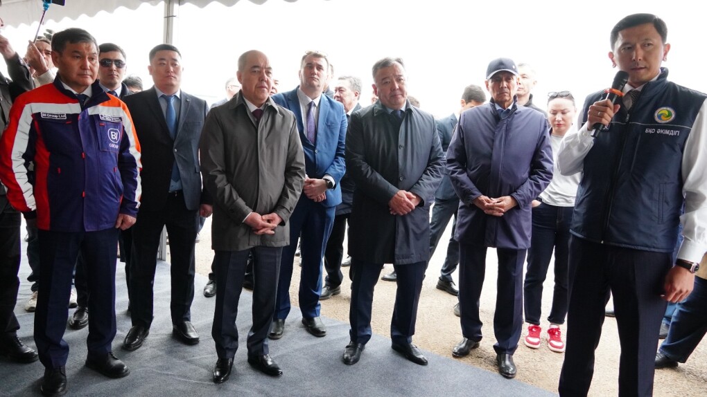 2f02674d-a7b0-4ff4-94de-06b779b498fc