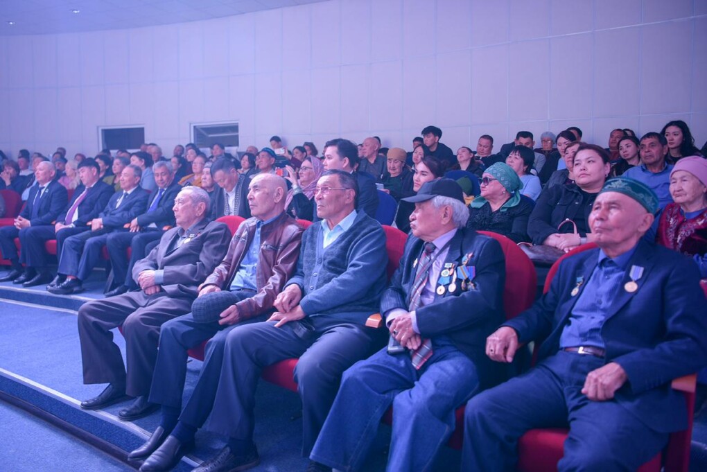 327c898f-096c-4b26-9812-941ae4123a90