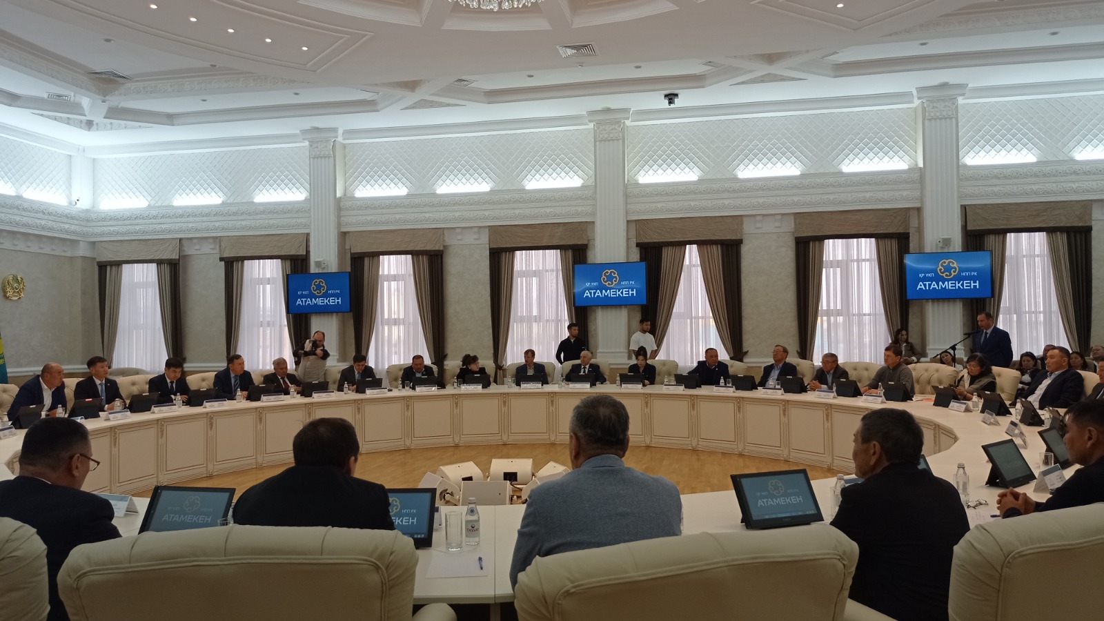 75d4d9e4-3edb-4c38-b7fb-be731023859c