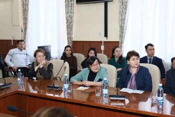 8ehugymkNaFKceVtimZWM