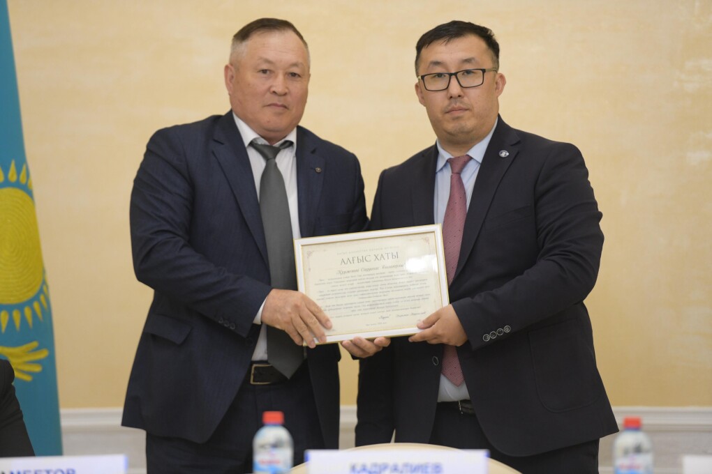 972b5912-1e49-437a-9803-735f4f795f2e