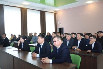 Шағын және орта кәсіпкерлікті дамыту - өңір экономикасының тірегі (4)