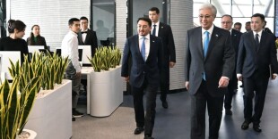 Президент Қасым-Жомарт Тоқаев Alem.ai халықаралық жасанды интеллект орталығын аралап көрді