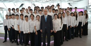 Президент Касым-Жомарт Токаев посетил Международный центр искусственного интеллекта Alem.ai