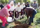 Егіндікөлдіктер тал егіп, бұлақ басын тазартты