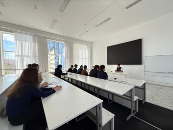 dadbb6b1-b8c3-4437-8bfd-4eaeb67e8735