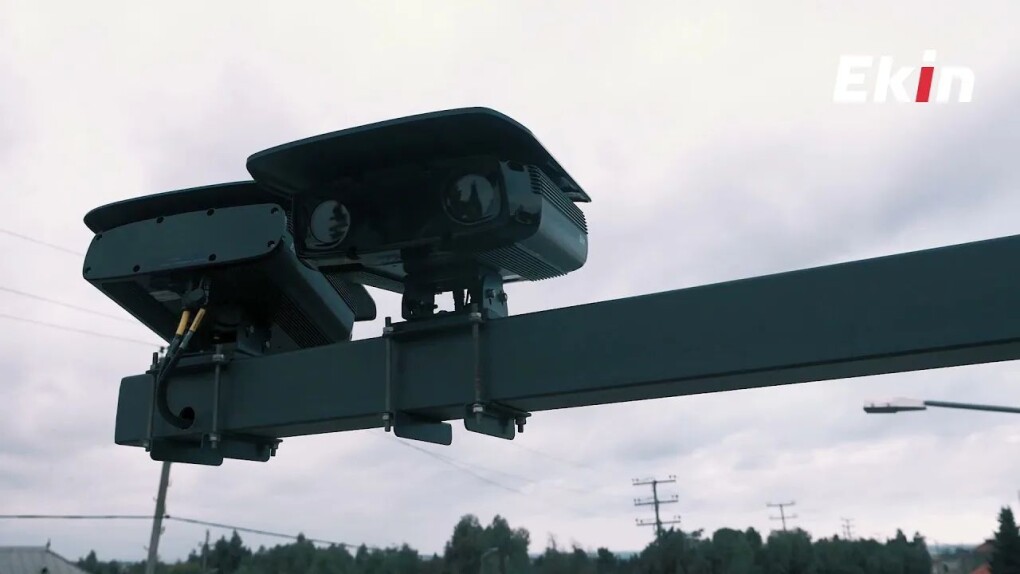 f52b6921-8244-4b64-ba21-4c6d8d211344