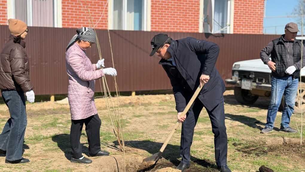 fdbdd43a-7af6-415b-b3c5-979239f8562c