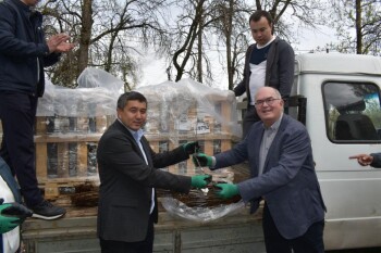 _gluster_2026_4_27_b23b602171e8104d22a888597e8aa183_1280x720