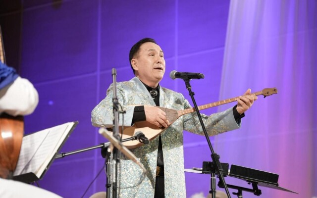 В Алматы состоялся вечер памяти Нургисы Тлендиева «Атадан мұра»