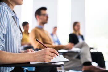 _gluster_2026_4_6_3f0444e001bf467fd60c8920e219a8ee_1280x720