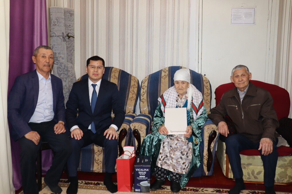 image-16-04-26-08-12