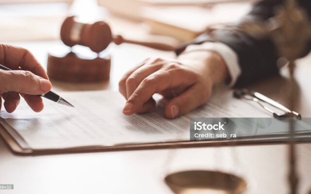 В Казахстане ужесточат требования к частным судебным исполнителям