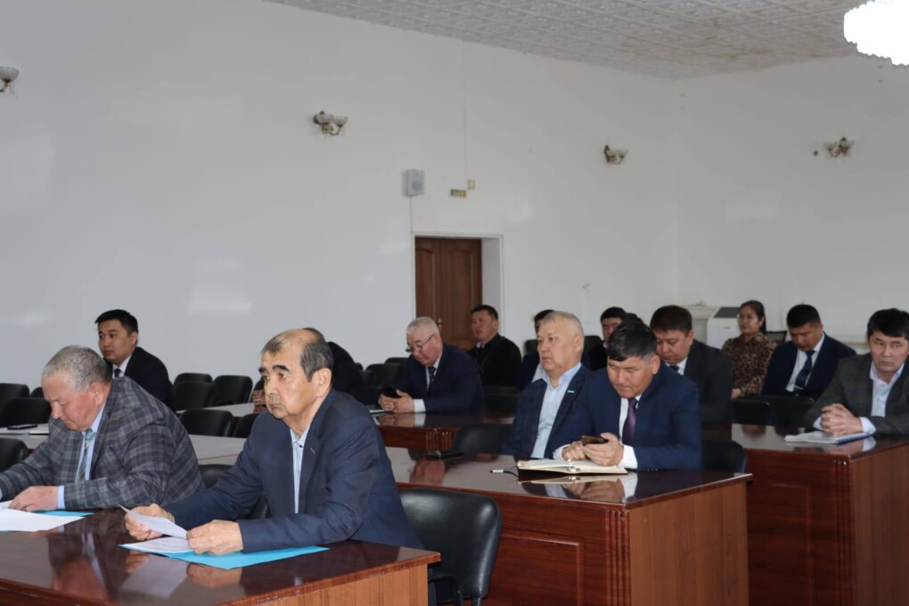 кеңесте не қаралды