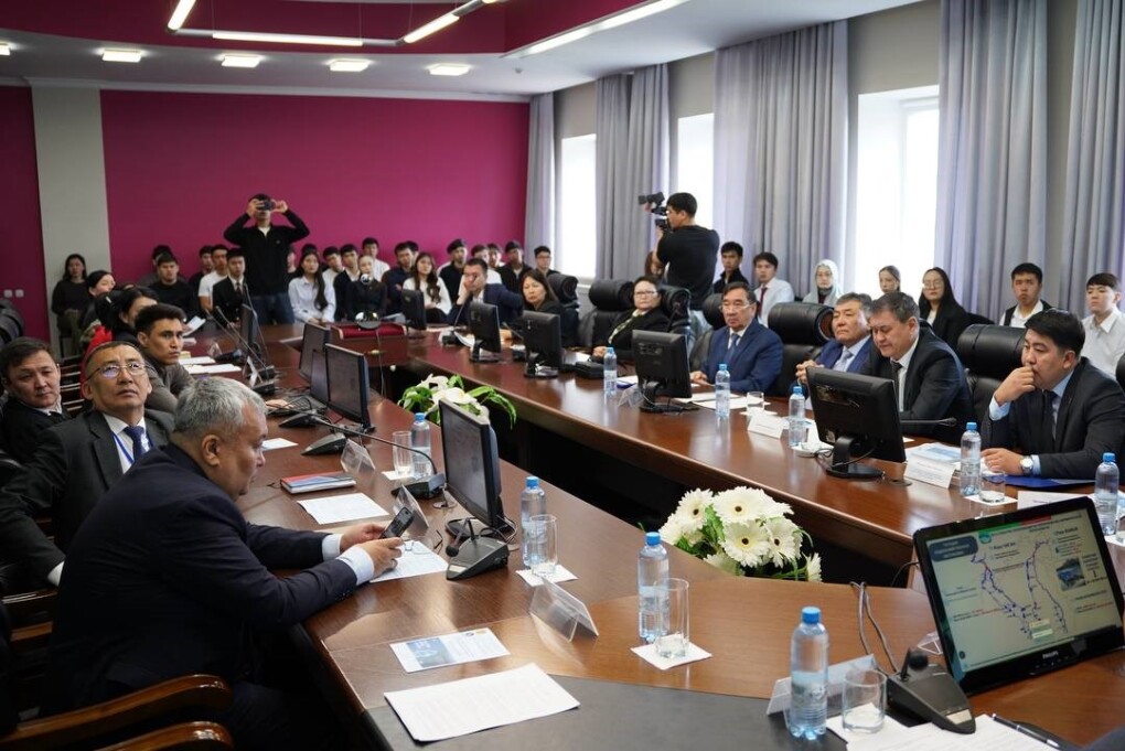 photo_5447327470316100054_y