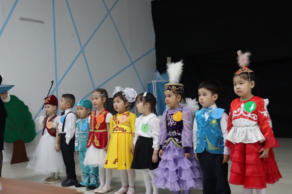 тақылдап тұрған тіліңнен 3