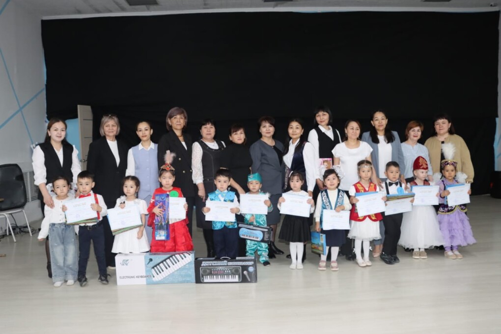 тақылдап тұрған тіліңннен