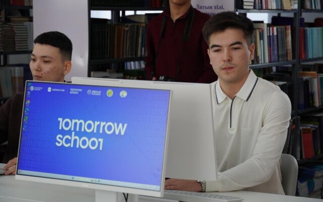 В ЗКУ им. М.Утемисова начал работу кампус Tomorrow School - первой в Казахстане peer-to-peer школы искусственного интеллекта.