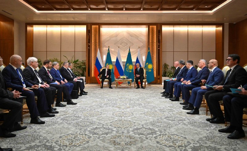 Президенты Казахстана и России провели переговоры в узком составе