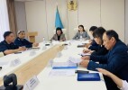 Апта соңындағы жиын: Теректіде тәуекел тобындағы балалар мәселесі қаралды