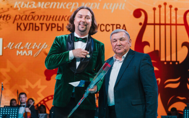 В Уральске драматический театр имени А. Н. Островского после долгожданной реставрации  вернулся в родные стены