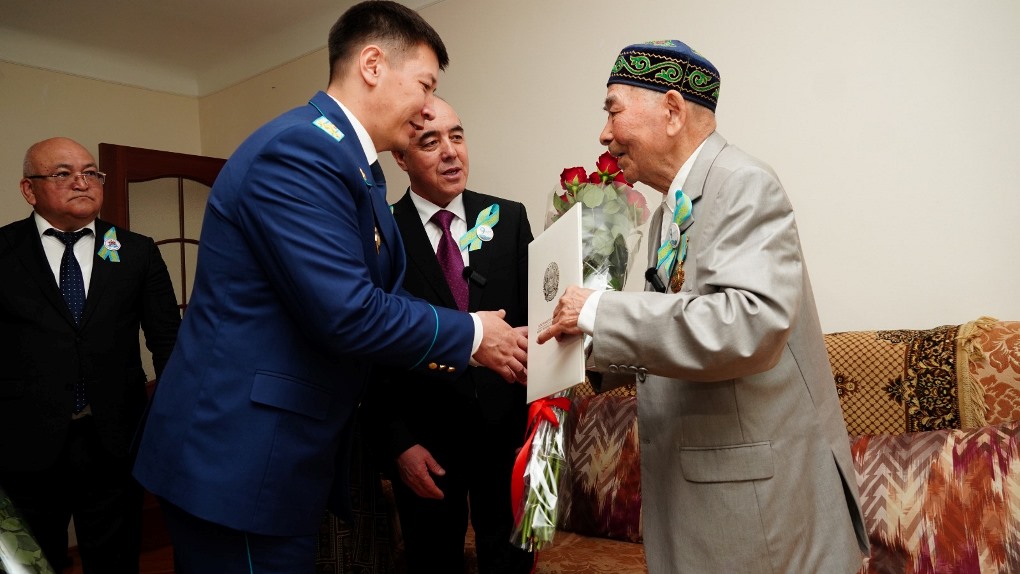 жп Жайсан Ақбай 99 жас (3)