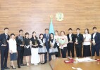 Бөрліде «Алтын белгі» иегерлерін марапаттады