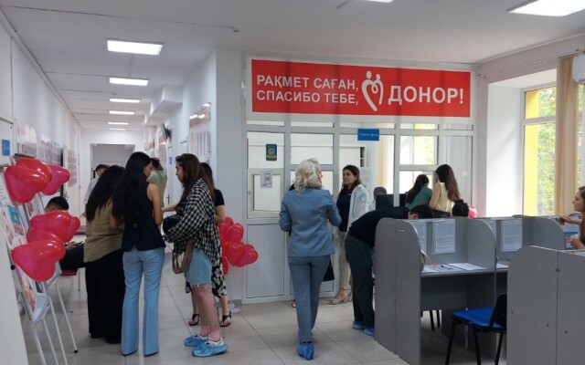 Всемирный день донора крови в ЗКО отмечают серией акций и чествованием добровольцев