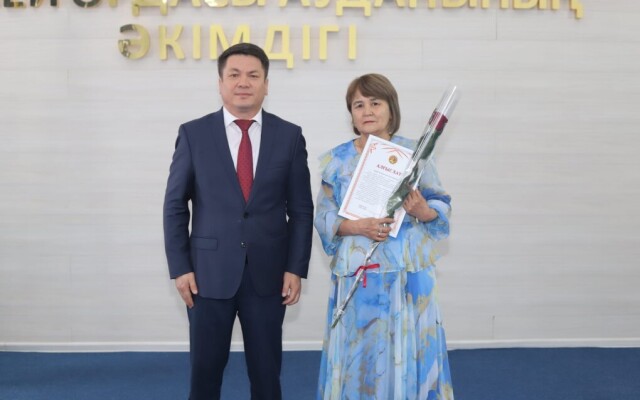Бөкей ордасында медицина қызметкерлері марапатталды