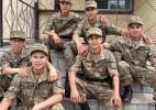 Из-за одной школьной парты — в один армейский строй