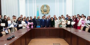 В ЗКО состоялось торжественное мероприятие ко Дню государственного служащего