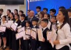В Уральске аким города встретился с одаренными школьниками