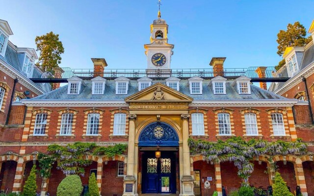Международная образовательная группа Wellington International Schools станет партнёром школ Haileybury в Казахстане