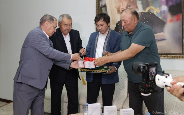 Жаңақалалық жас ақынның алғашқы жыр жинағы оқырманға жол тартты