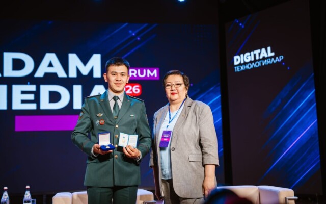 Өрттен екі адамды құтқарған ТЖД капитаны Алтын медальмен марапатталды