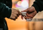 Есірткі әлеміне кіріп кеткен баланы қандай белгілерден тануға болады? 