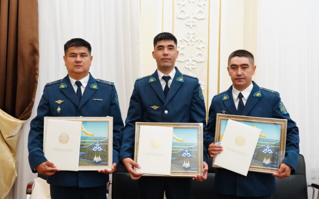 За спасенную жизнь